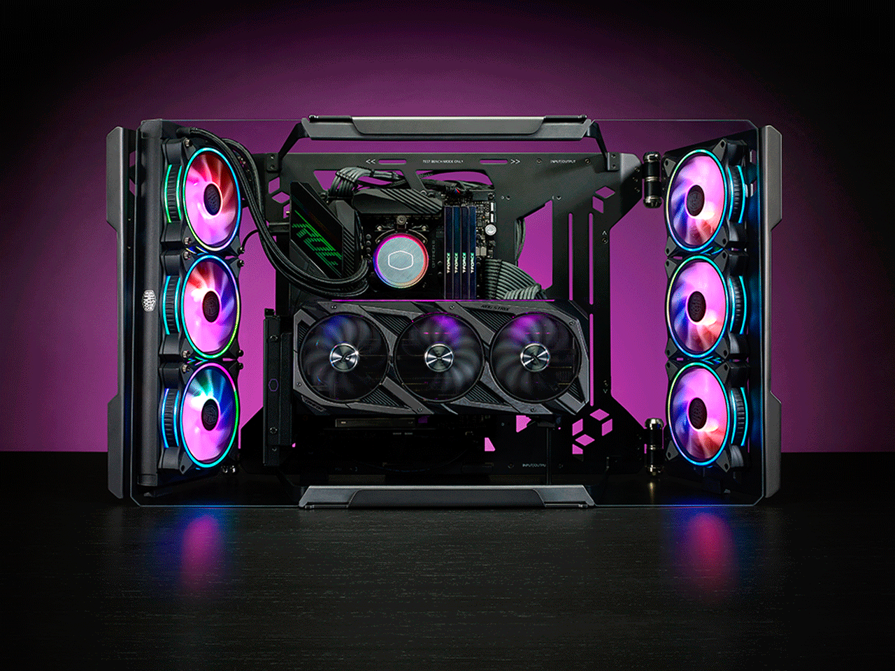 Gabinete MasterFrame 700 versatilidade de resfriamento Cooler Master