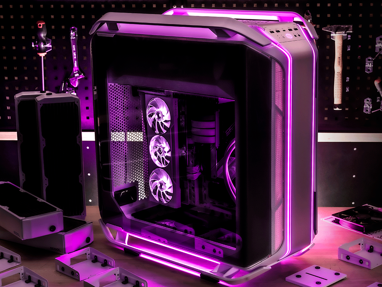 gabinete cosmos c700m cooler master